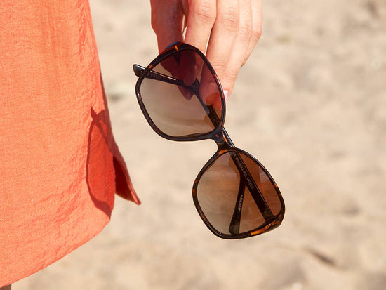 Blue Planet-Althea-Honey Tortoise/Onyx/Gradient Brown Polarized