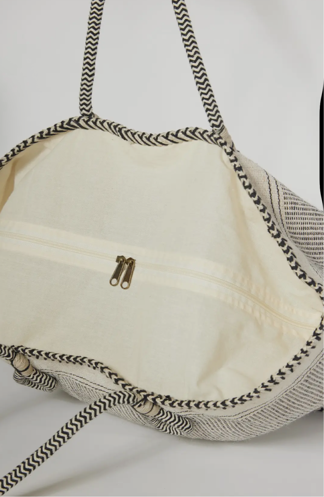 Large Black and Cream Woven Cotton Zip Up Tote Bag